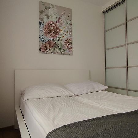 Apartament F&J #12 Torun Exterior photo